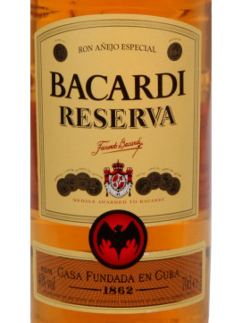 Rum Bacardi Reserva